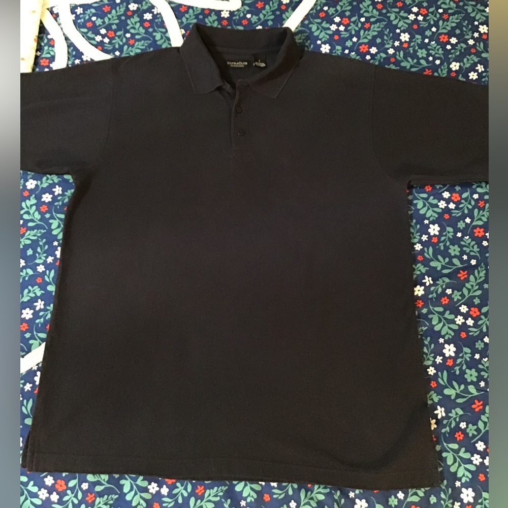 Men’s size large Ultra club navy short sleeve polo shirt CC